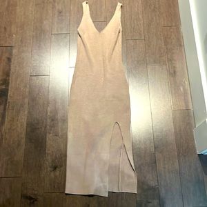 New with tags! Brown Dynamite sweater dress size small.